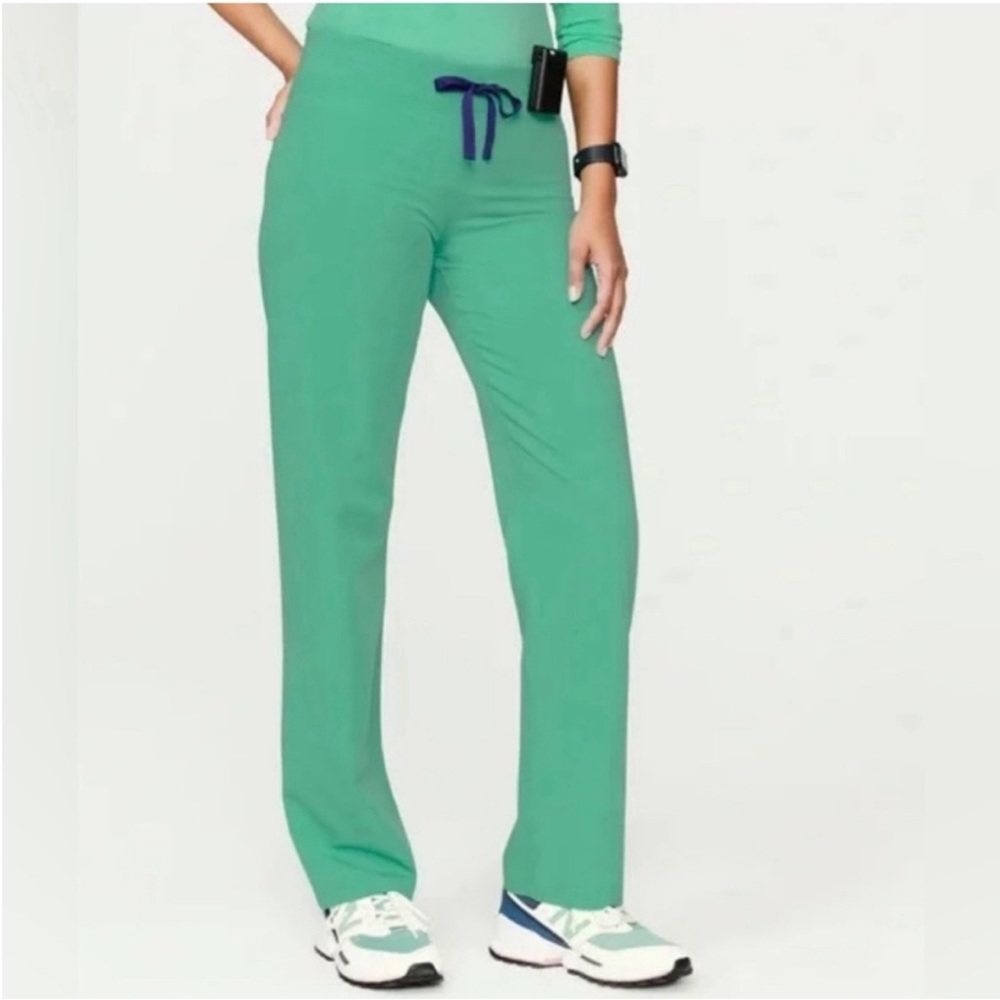 Figs surgical green pants, Large Petite, used